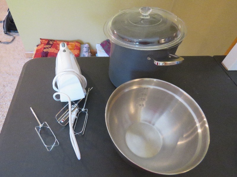 Kitchen lot