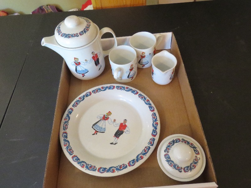 Norway Dish Set