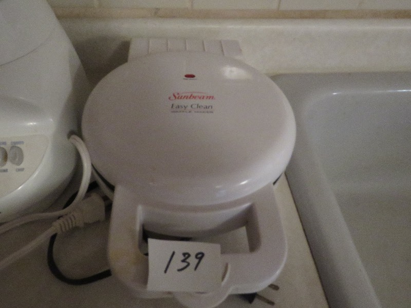Kitchen lot