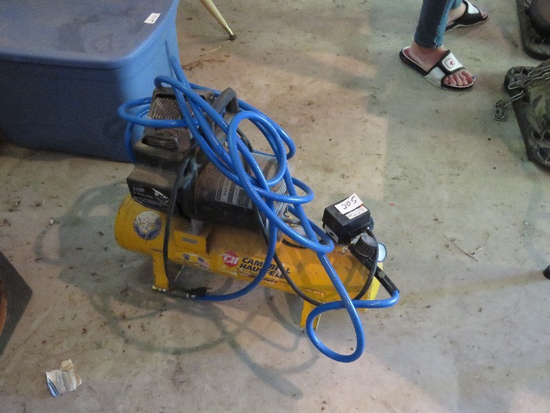 Air compressor