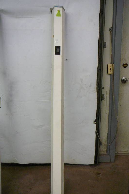lot 3 image: Projection Screen