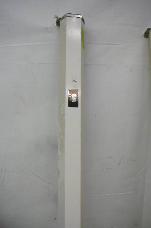 lot 4 image: Projection Screen