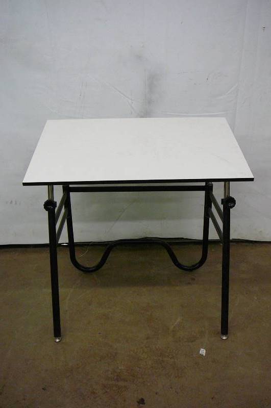 lot 14 image: Drafting table