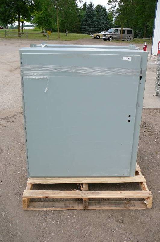 lot 39 image: Hoffman Electrical Box
