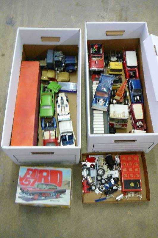Lot old Model Cars & Parts