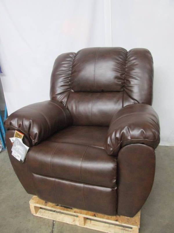 lot 6 image: Ashley Dylan Rocker Recliner