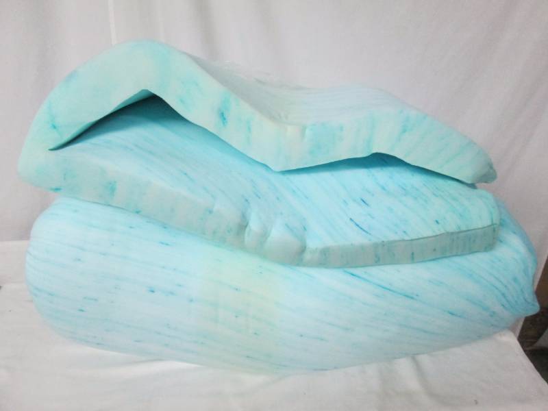 lot 31 image: McLeland Design 3 Gel Memory Foam Topper - King