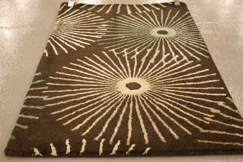 Starburst Rug 2 6 x 4 6 ChocolateBlue