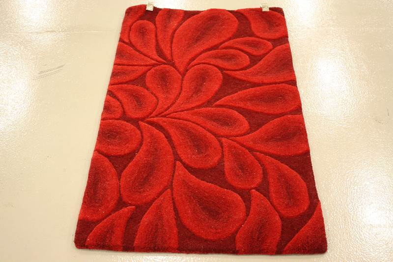 Shadow Rug 2 6 x 4 6 Red