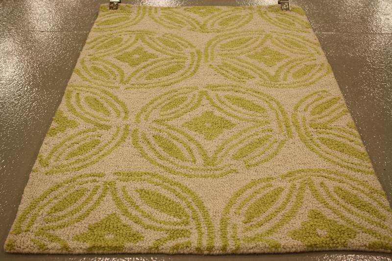 Keepsake Rug 2 6 x 4 6 GreenIvory