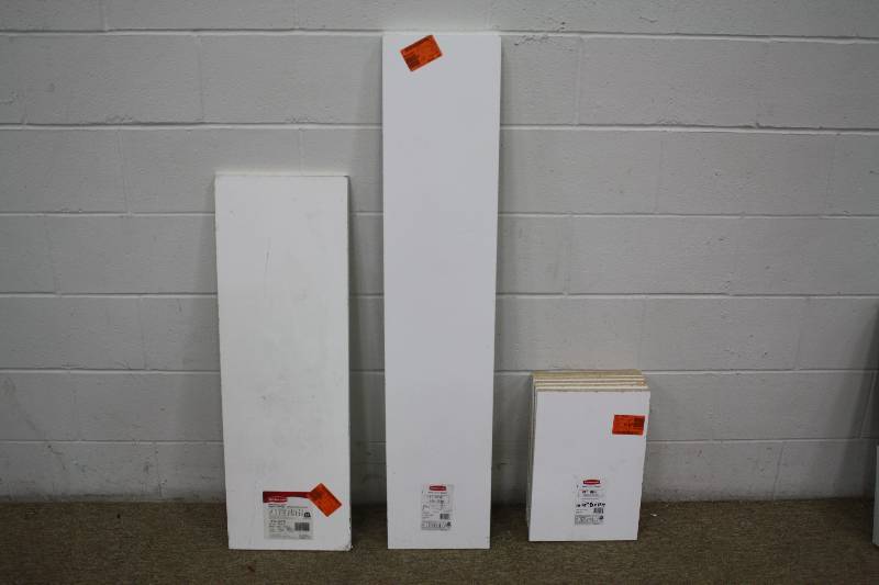 lot 26 image: Rubbermaid Brand Shelving