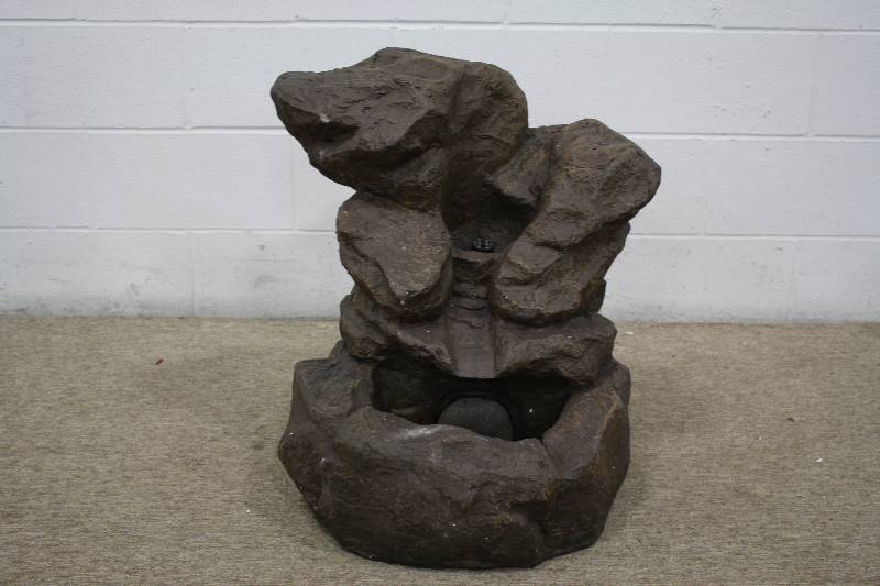 lot 45 image: Rock Fountain