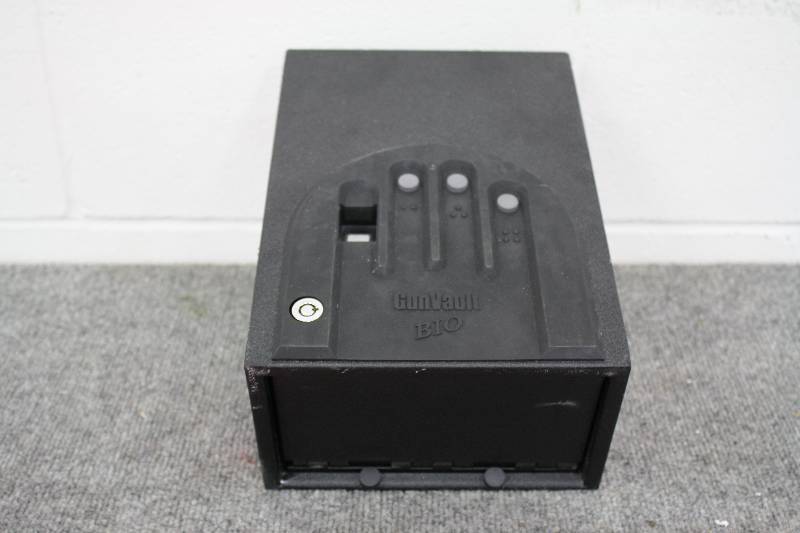 lot 66 image: Gun Vault
