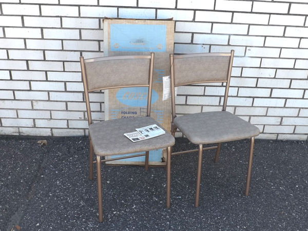 lot 13 image: Pair of Mint In Box Vintage Cosco Gatefold Chairs