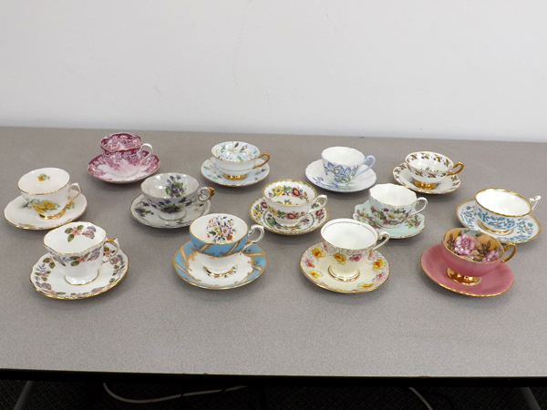 lot 16 image: Great Lot of Higher End Antique Teacup Saucer Sets.
