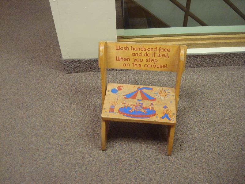 lot 35 image: Kids Folding Step Stool Chair...
