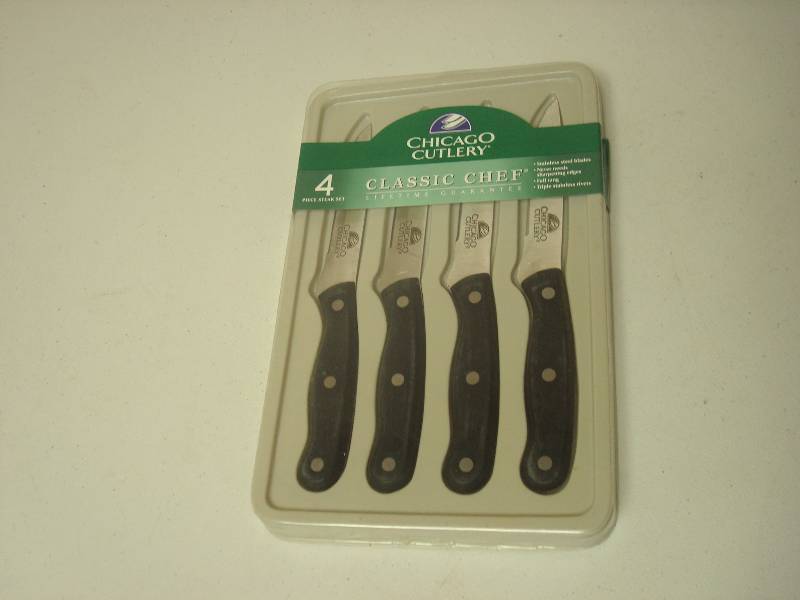 lot 105 image: Chicago Cutlery Steak Knives, Unused, Opened...