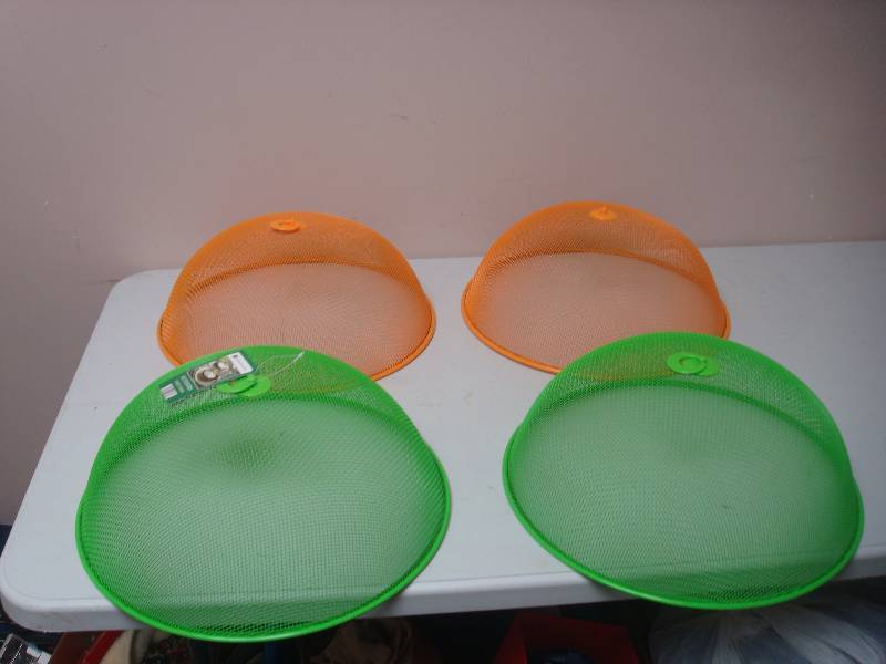lot 110 image: Lot Of Food Plates Cover, One Missing Handle...