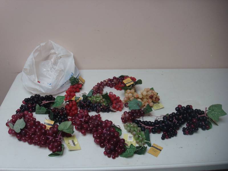 lot 112 image: Bag Of Fake Grapes...