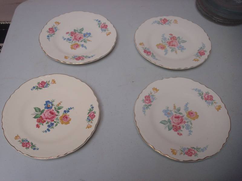 lot 142 image: Set Of Four China Plates, No Marks, One Has C...