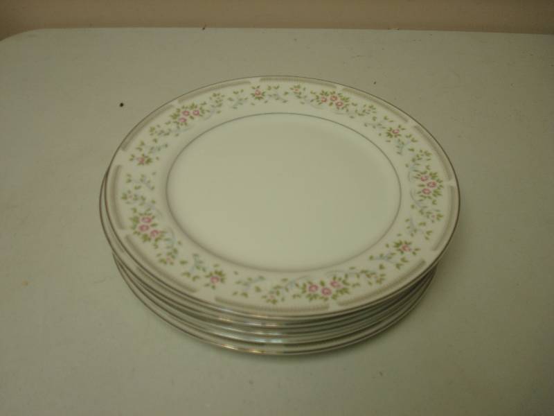 lot 178 image: Set Of Five Elegance Fine China Plates, Japan...