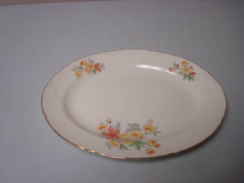lot 191 image: Vintage Homer Laughlin Fine China Plate, Chin...