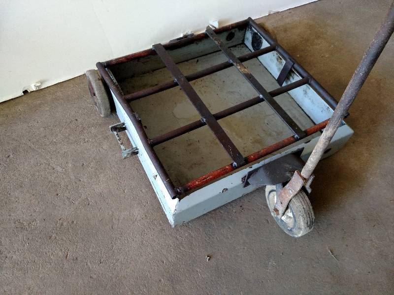 Rolling Oil Drain Tank, Approx. 30 ...