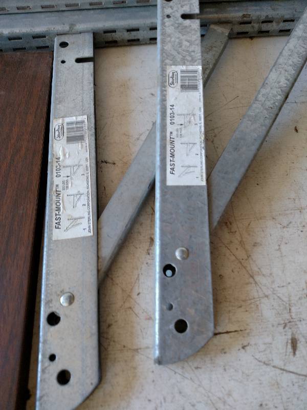 (2) Adjustable Shelves Approx. 10 1...