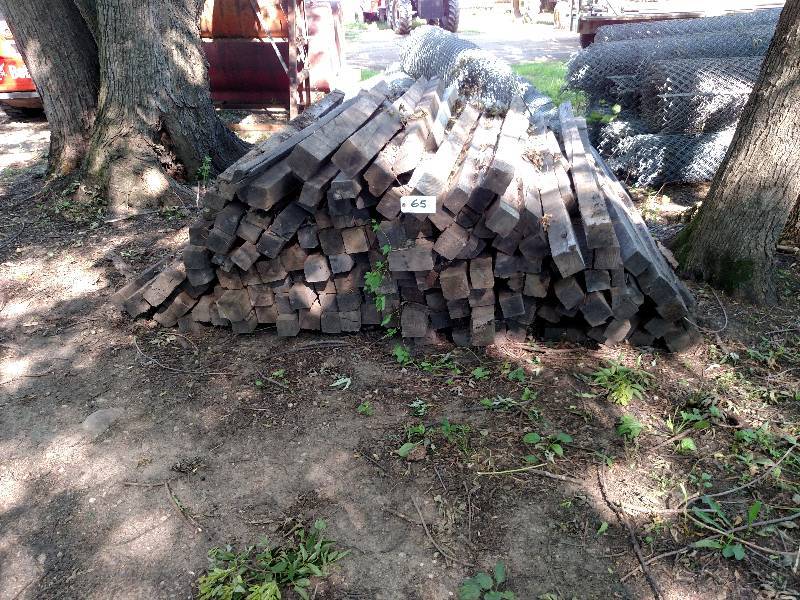 Asst'd Wood Cribbing Timbers... Equipment, Vehicles, Tools, & More