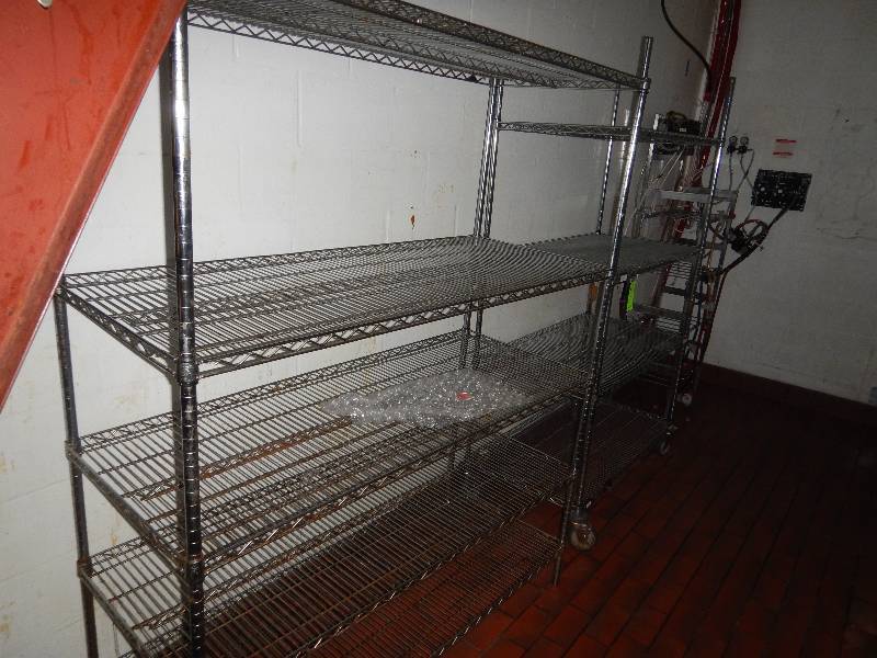 lot 30 image: 2 Metal Shelves