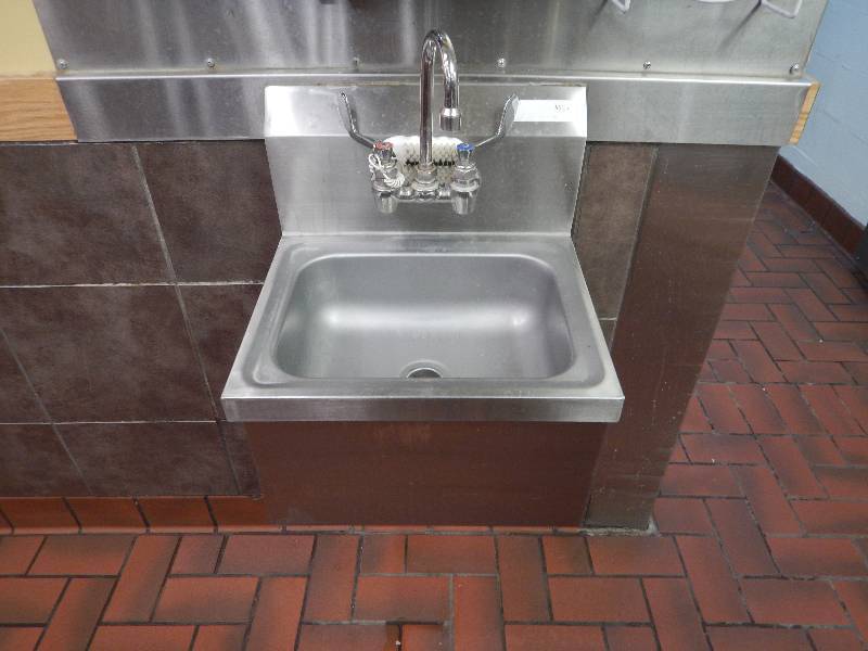 lot 40 image: Sink with Faucet