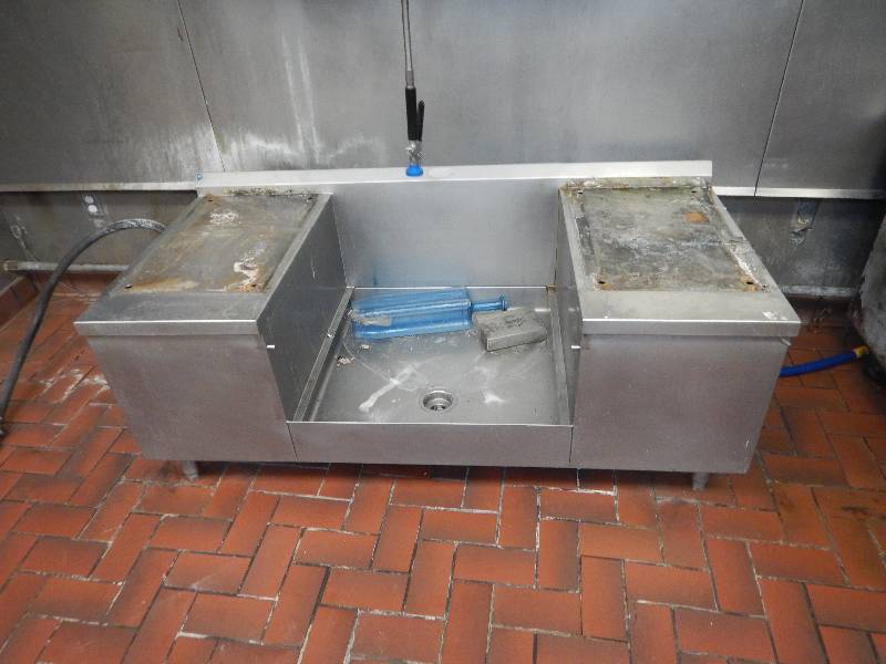 lot 83 image: Wash Station