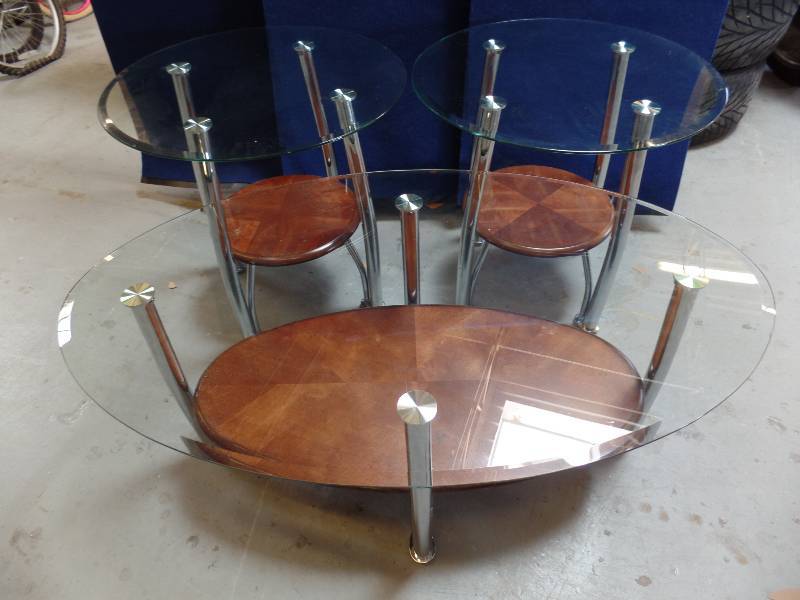 Coffee tablesEnd tables set