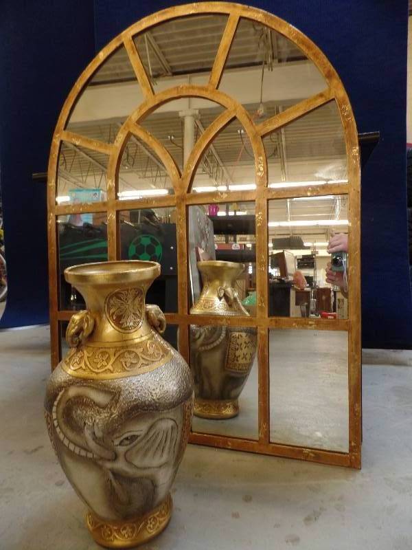 MirrorVase