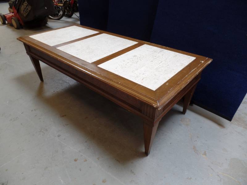 Coffee tablesEnd table set