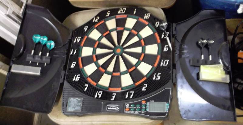 lot 15 image: Electronic Dart Board