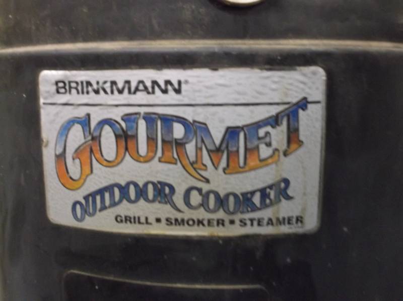 lot 11 image: Electric Smoker