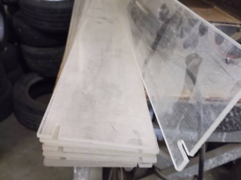 lot 78 image: Plexiglas Wall Protectors