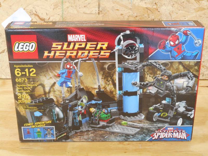 lot 2 image: Lego 6873 Ultimate Spider-Man Lego ...