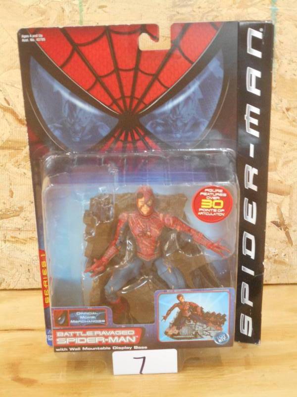 lot 7 image: Spider-Man Series-1 Battla Ravaged ...