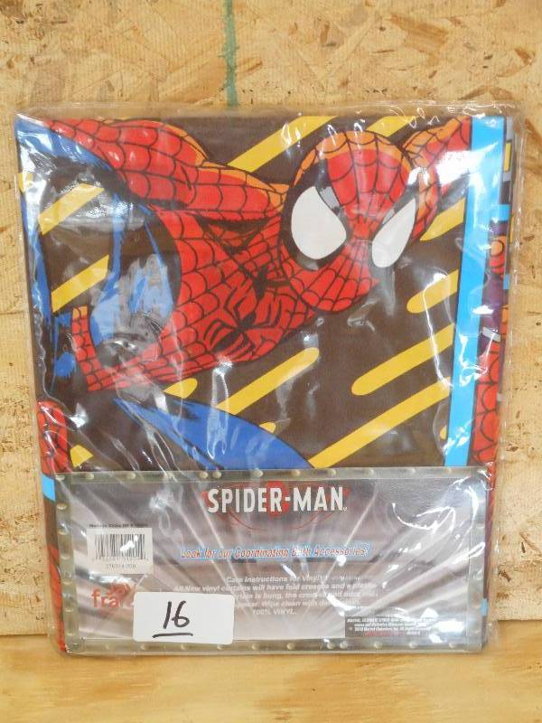 lot 16 image: Spider-Man 70x72 Shower Curtain, ...