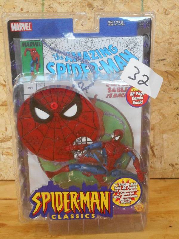 lot 32 image: Spider-Man 6 Spider-Man With Displ...