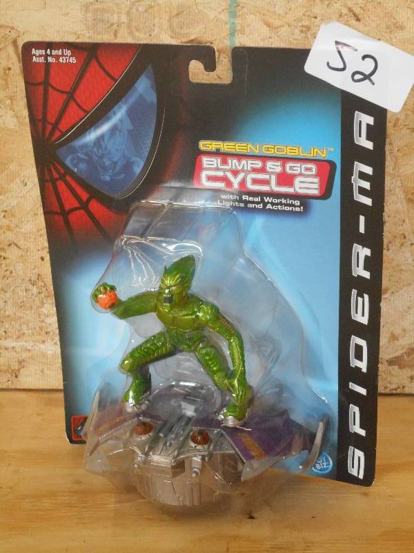 lot 52 image: Spider-Man Green Goblin Bump & Go C...