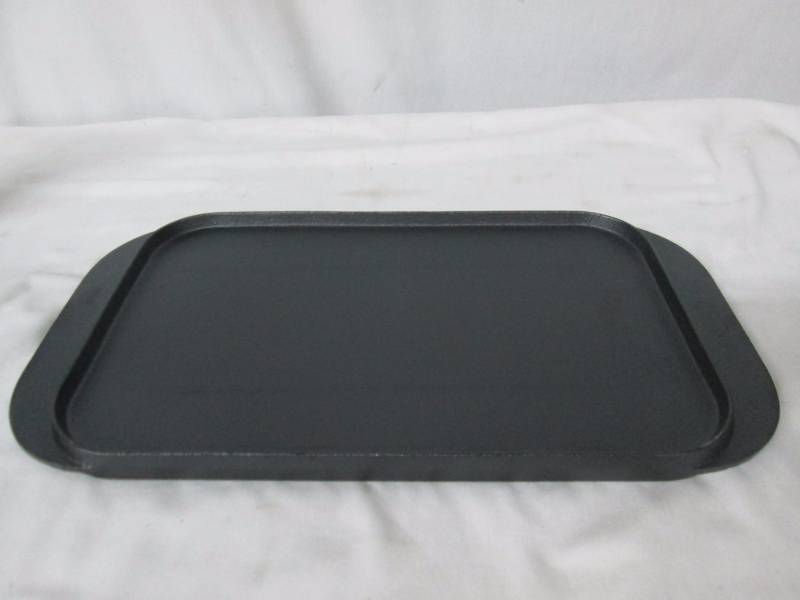 lot 41 image: Chefs Mark Reversible Cast Iron GrillGriddle