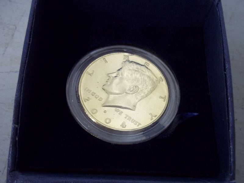 2004 gold colored Half Dollar