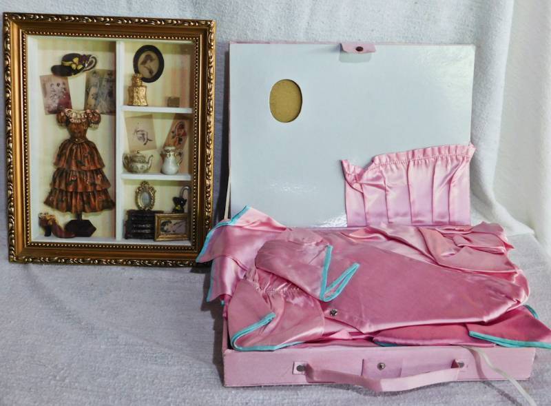 lot 32 image: 2 vintage Pink Silk PJ sets with slippers and more