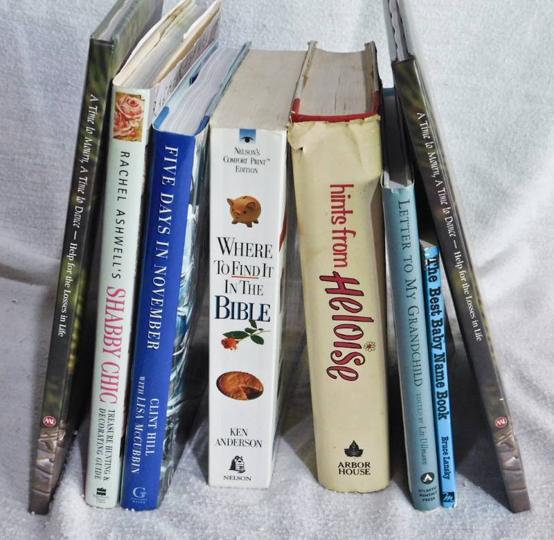 lot 35 image: Books Self help religious and spiritual