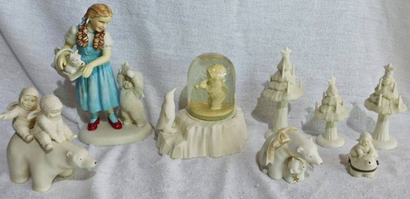 lot 53 image: lot of snowbabies featuring Dorothy Red slippers and Toto