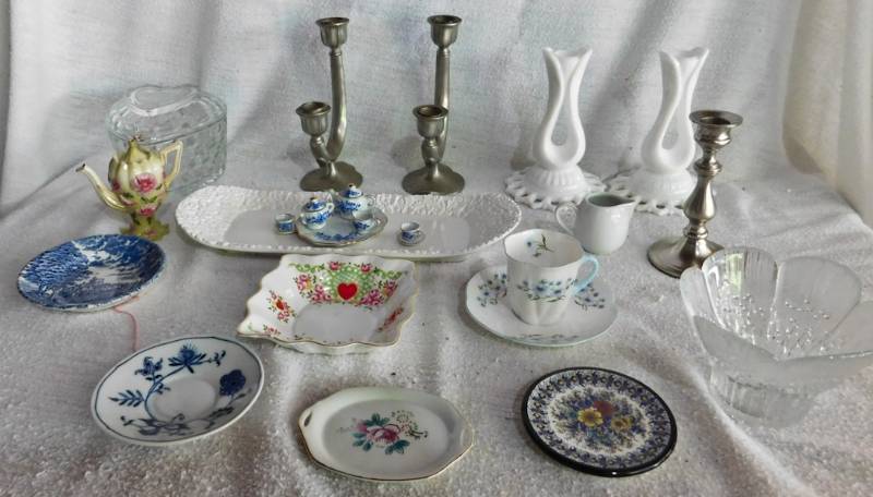 lot 43 image: candle holders and mini china pieces see photos