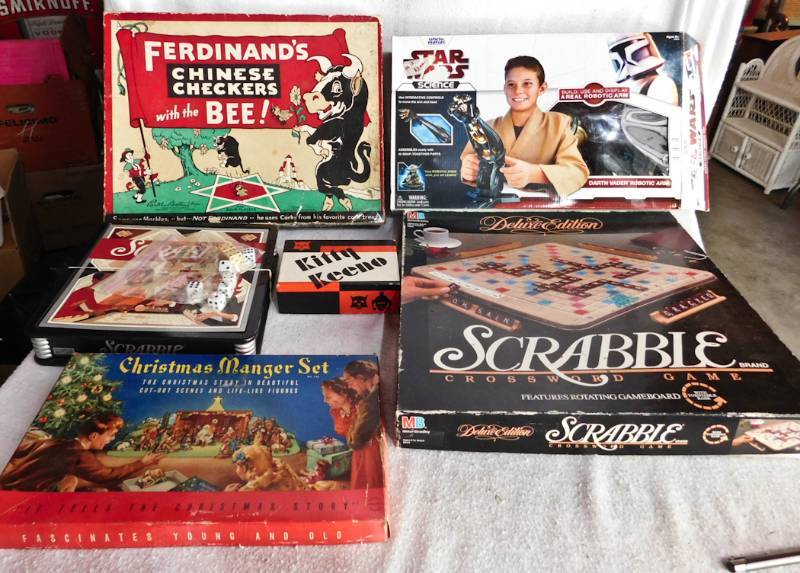 lot 85 image: vintage game lot there are some great games here